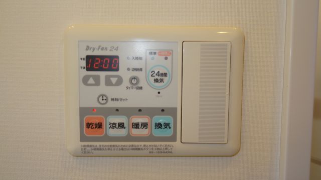 ����14