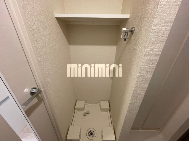 ����7