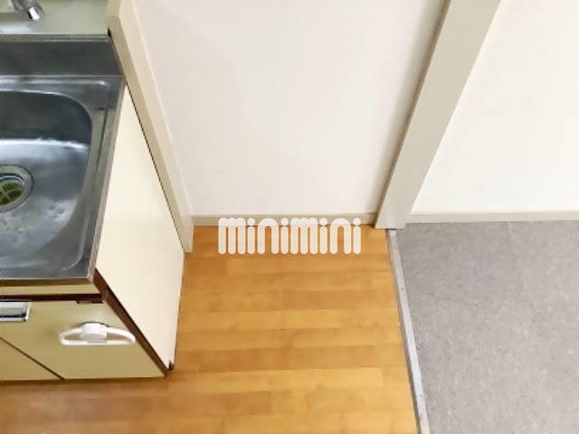 ����5