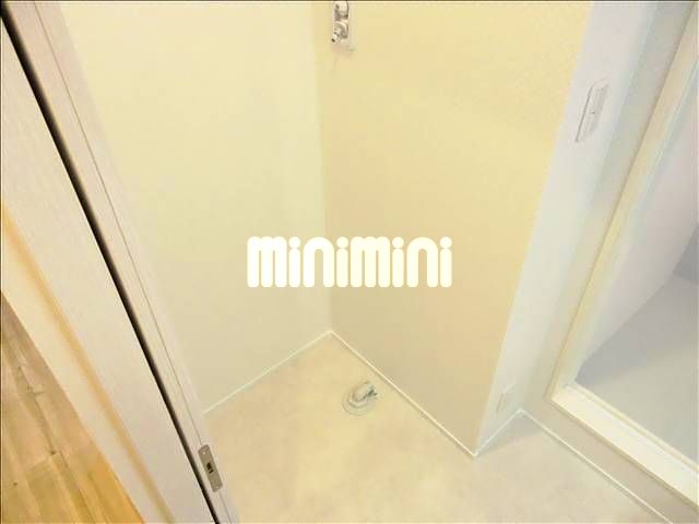 ����5