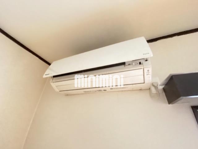 ����10