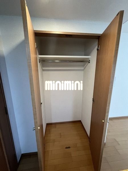 ����6
