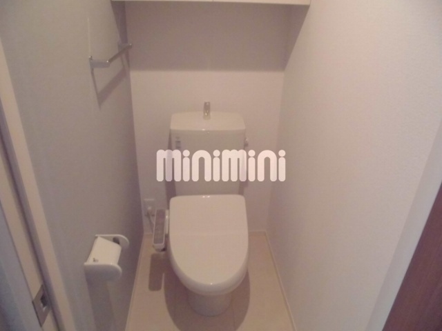 ����4