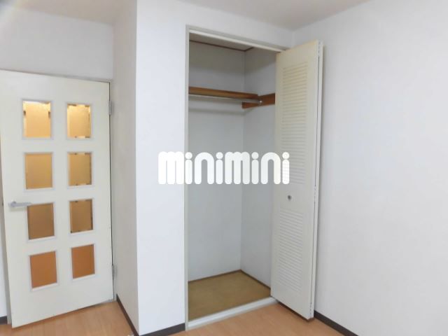 ����7
