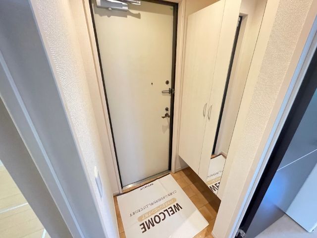����8