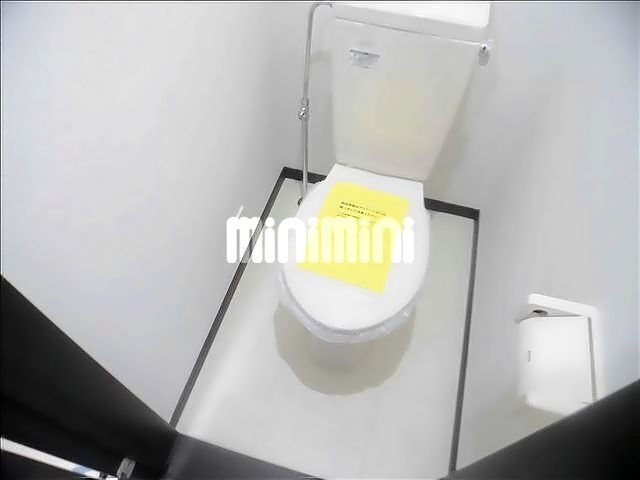 ����4