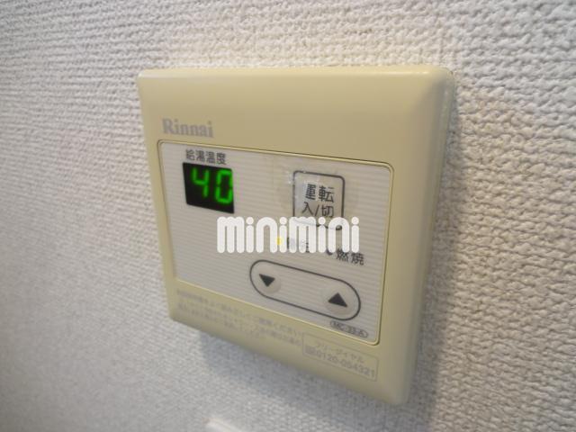 ����8