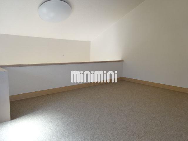����9