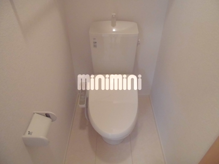 ����4
