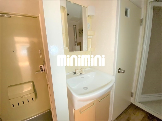 ����5