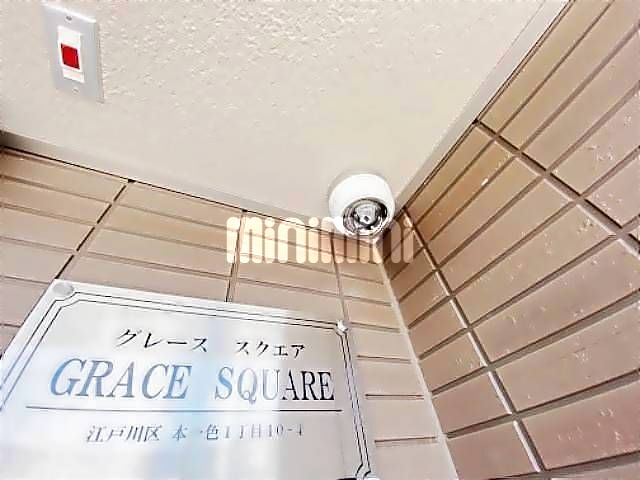 ����15