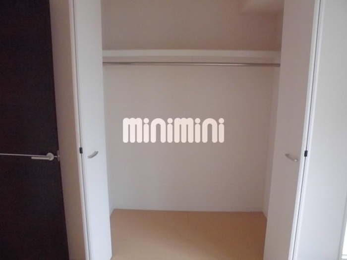 ����6