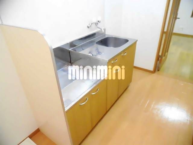 ����20