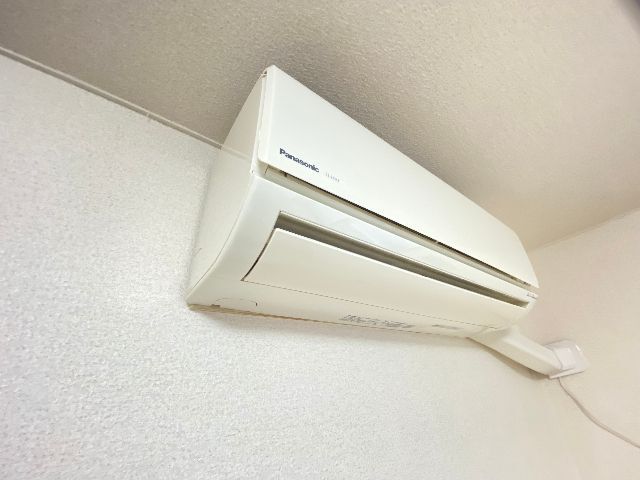 ����11