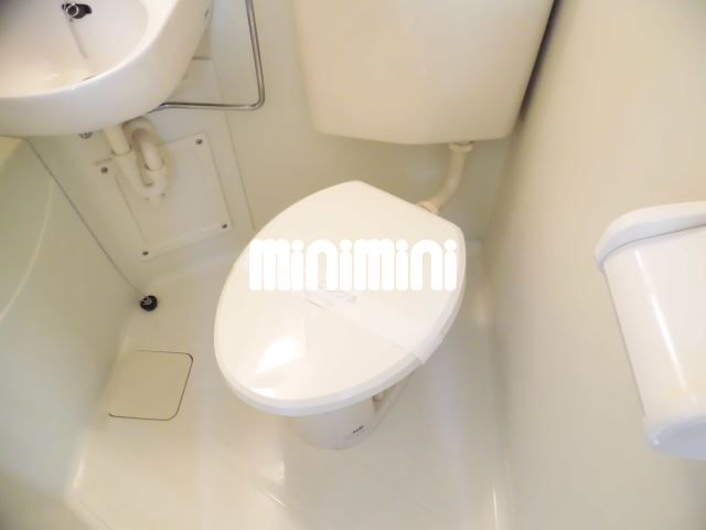 ����4