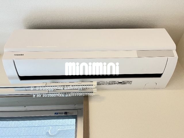 ����8