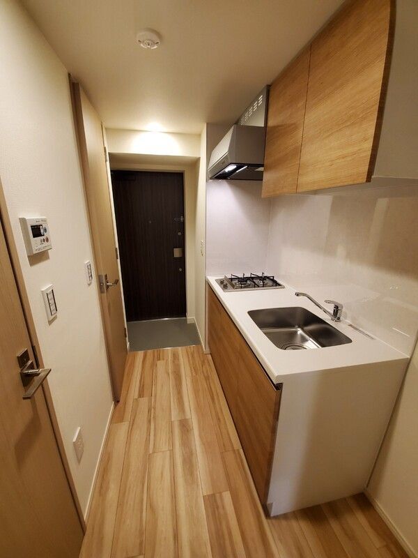 ����7