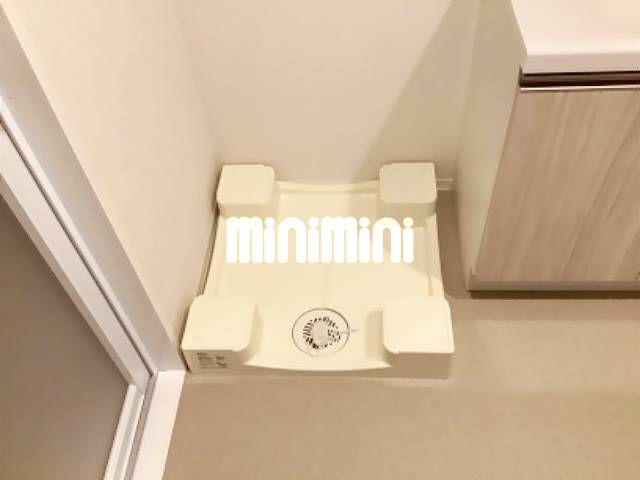 ����10