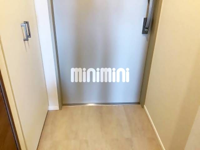 ����8