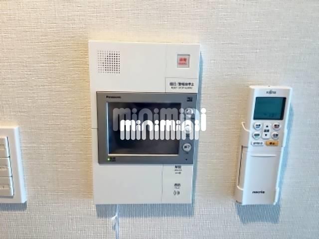 ����7
