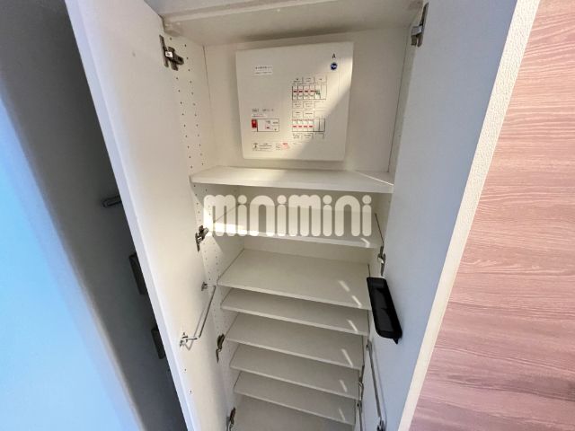����14