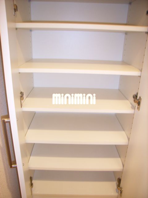 ����6