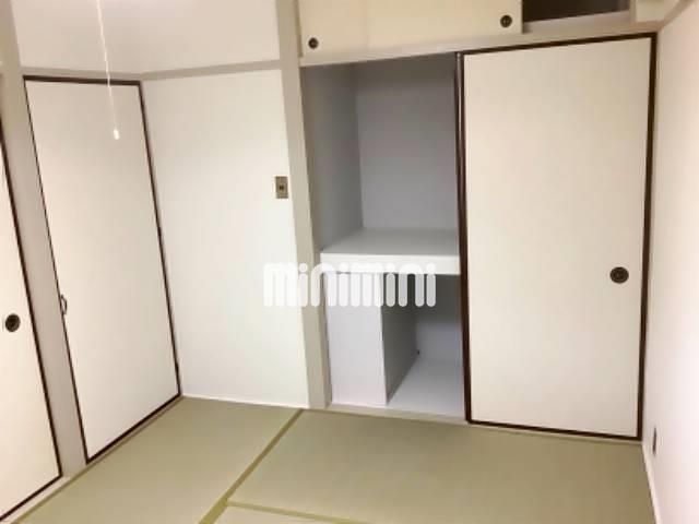����17
