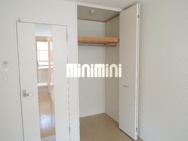 ����6