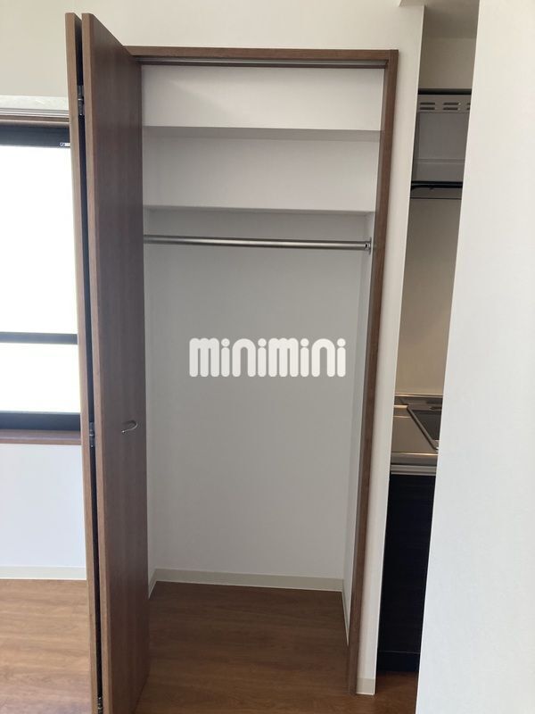 ����6