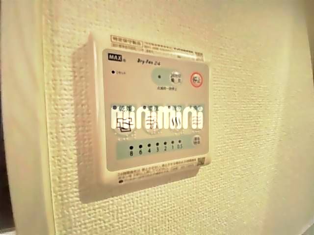 ����6