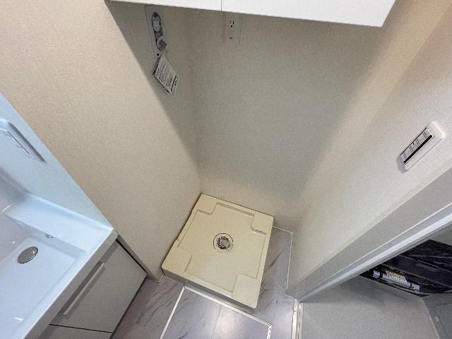 ����6