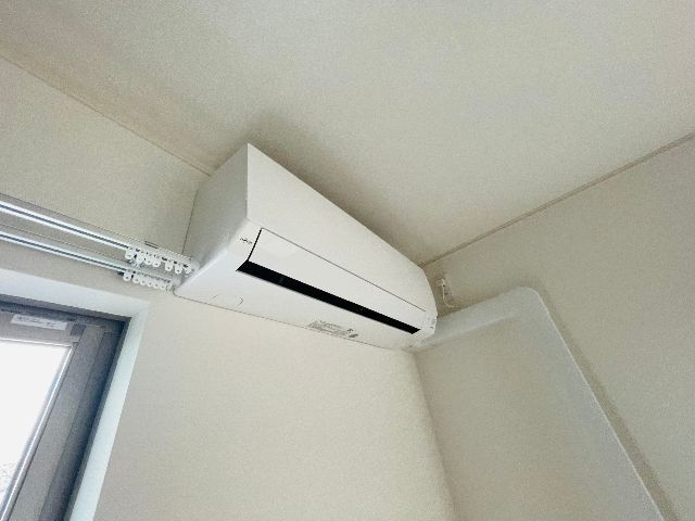 ����11