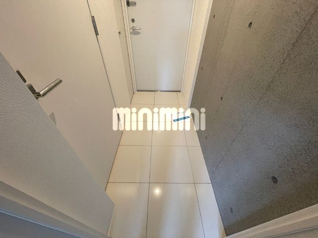 ����8