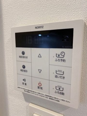����11