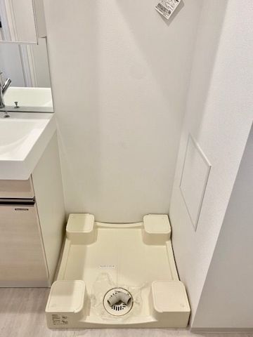 ����7