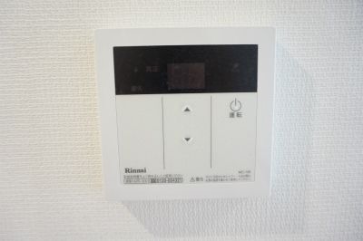 ����11