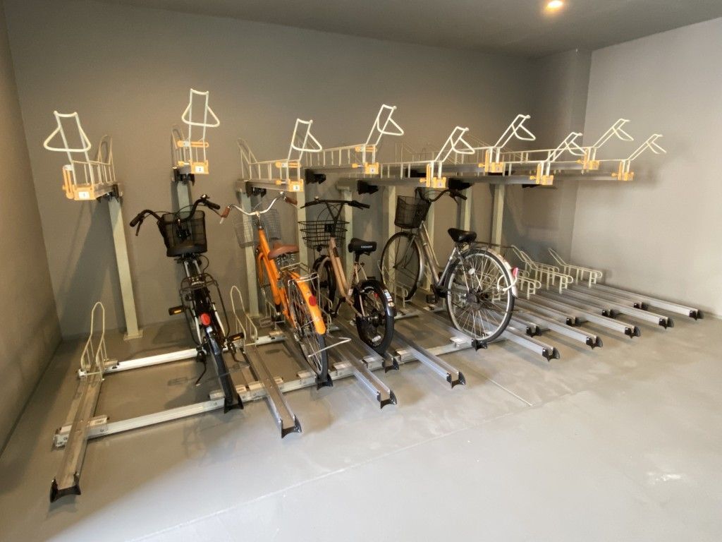 ����11