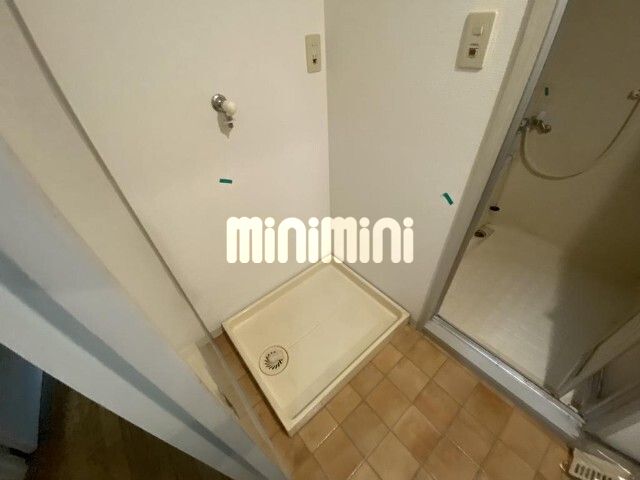 ����7