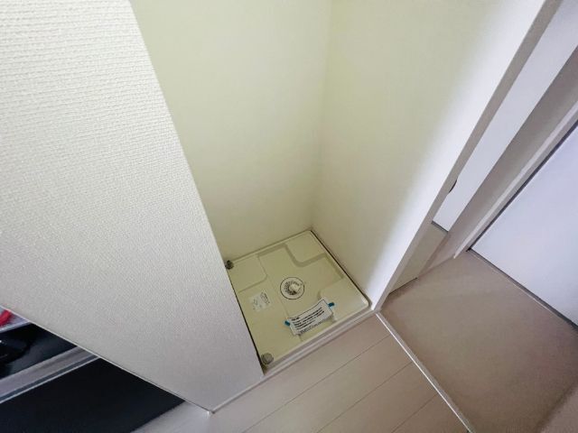 ����7
