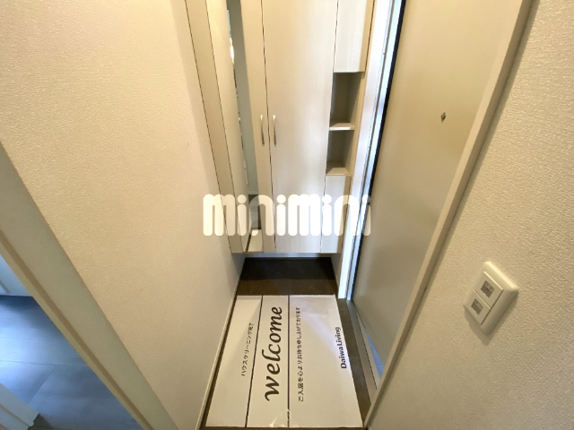 ����8