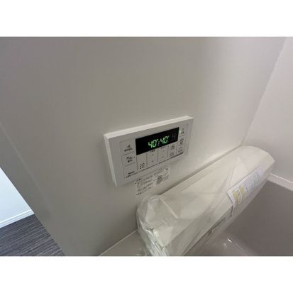 ����13