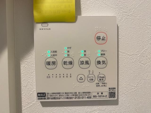 ����9