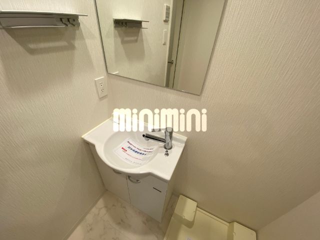 ����5