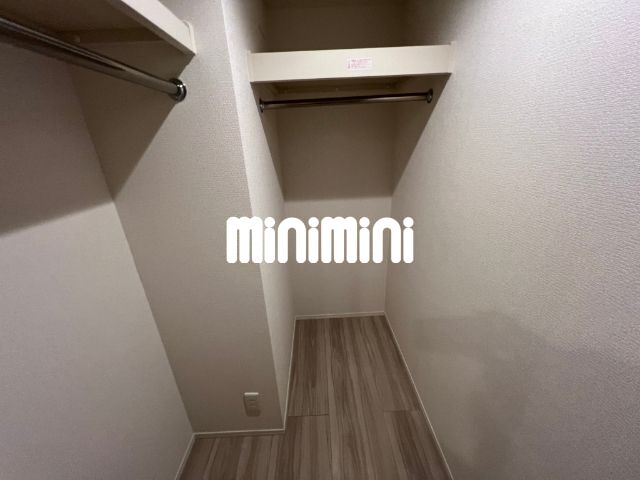 ����6