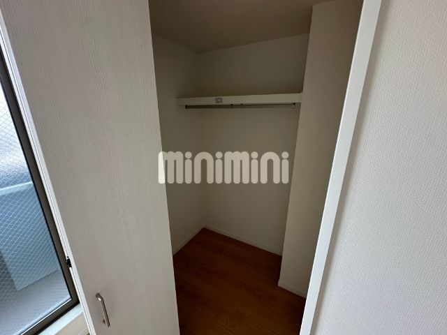 ����6