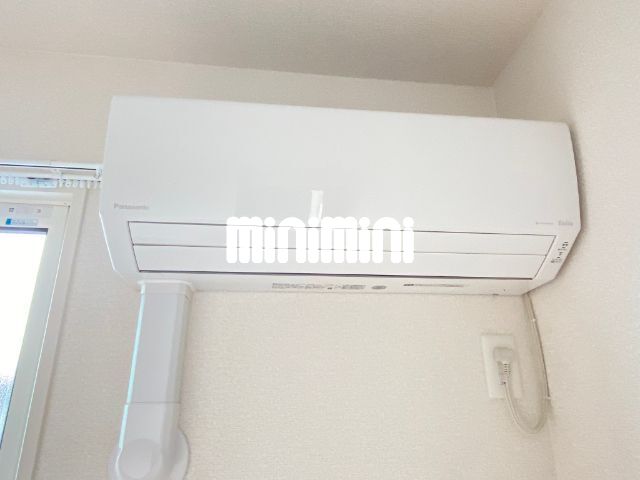 ����11