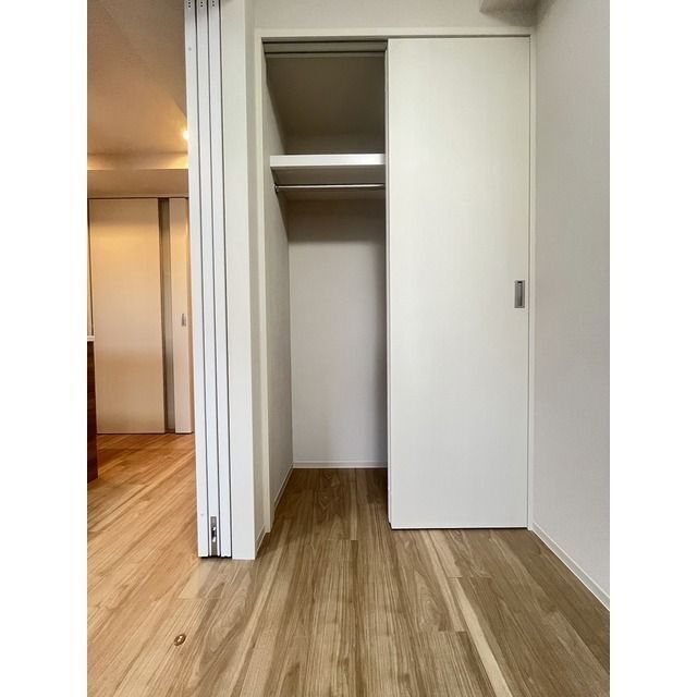 ����6