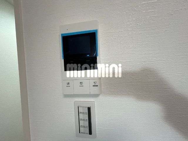 ����10