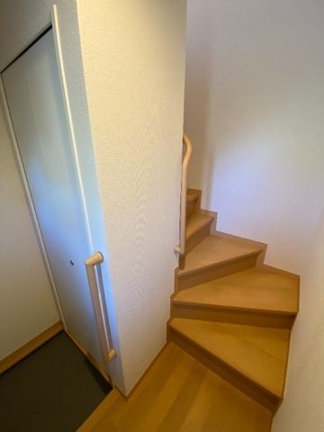 ����14