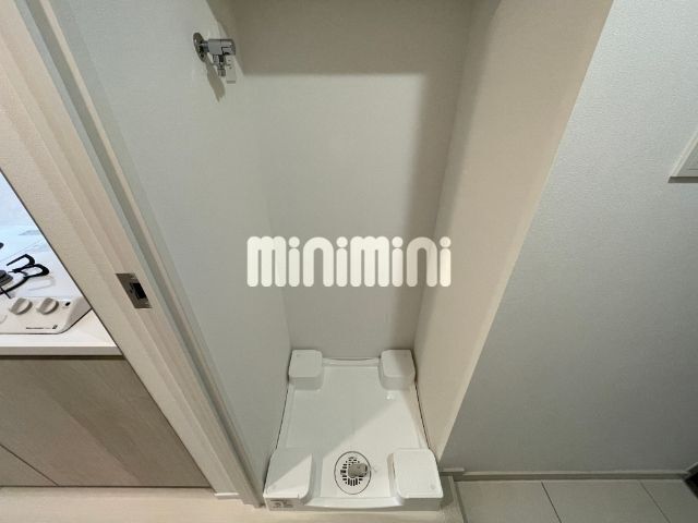 ����7